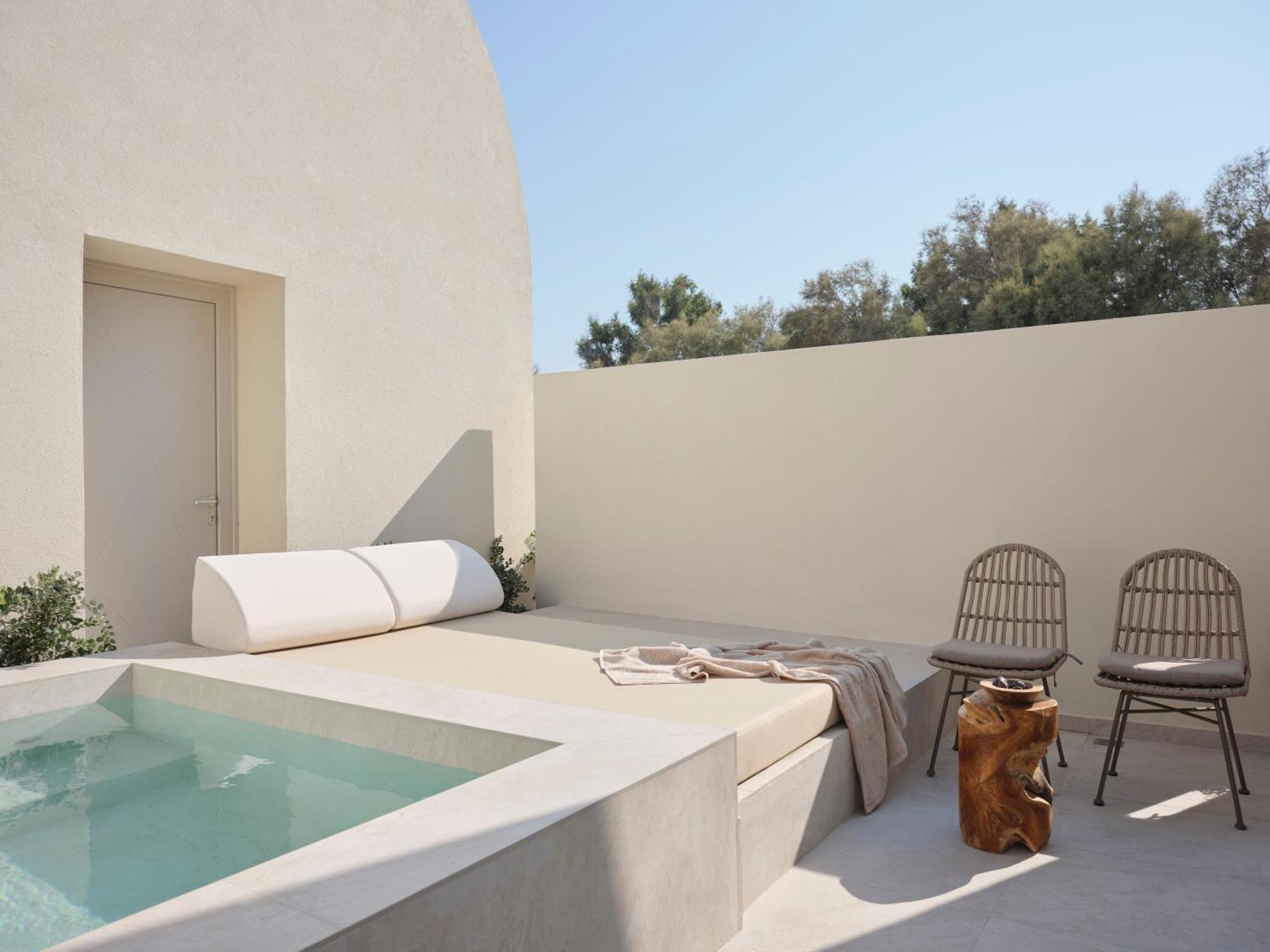 Heyday Luxury Suites Периса Екстериор снимка