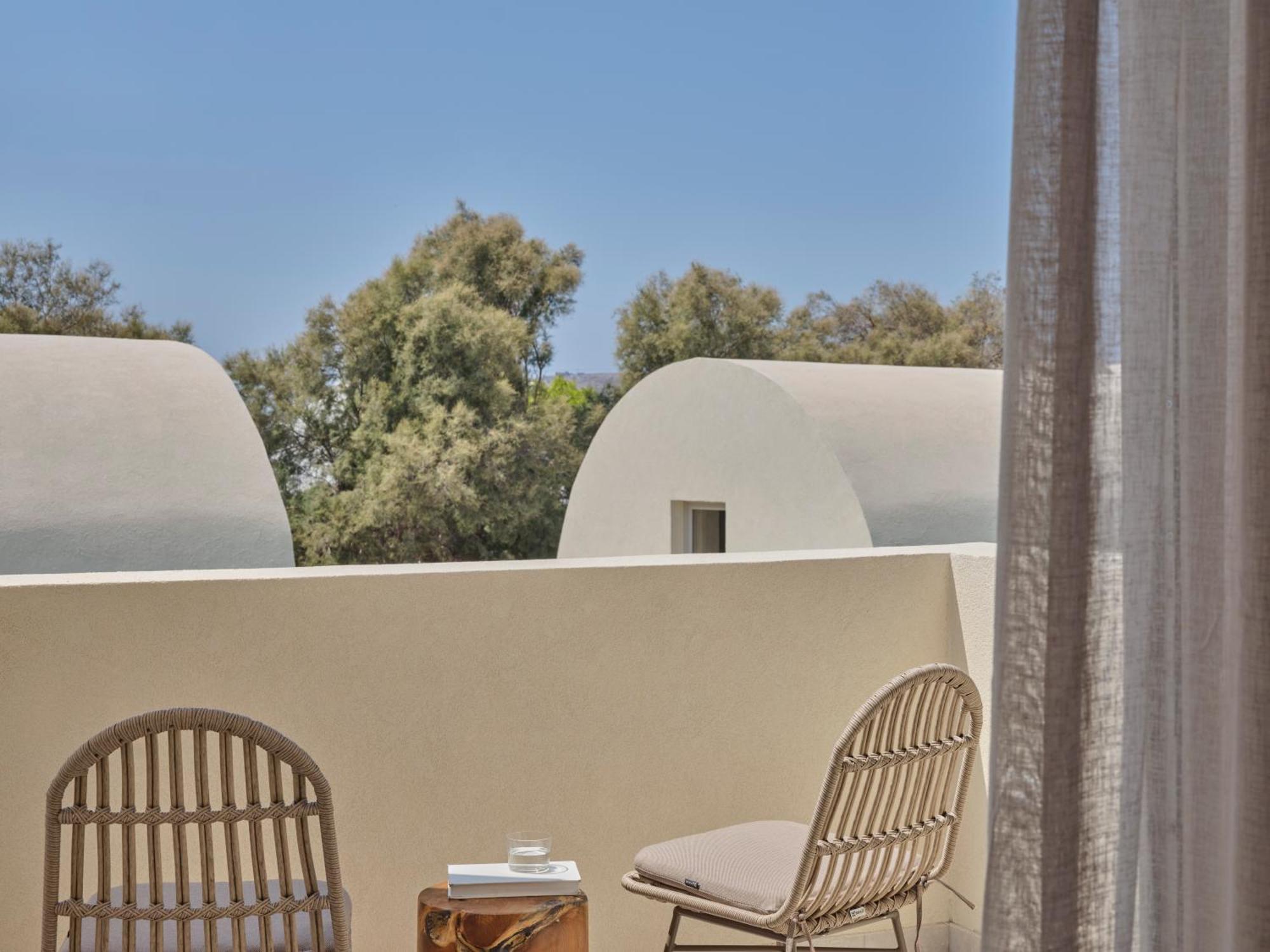 Heyday Luxury Suites Периса Екстериор снимка