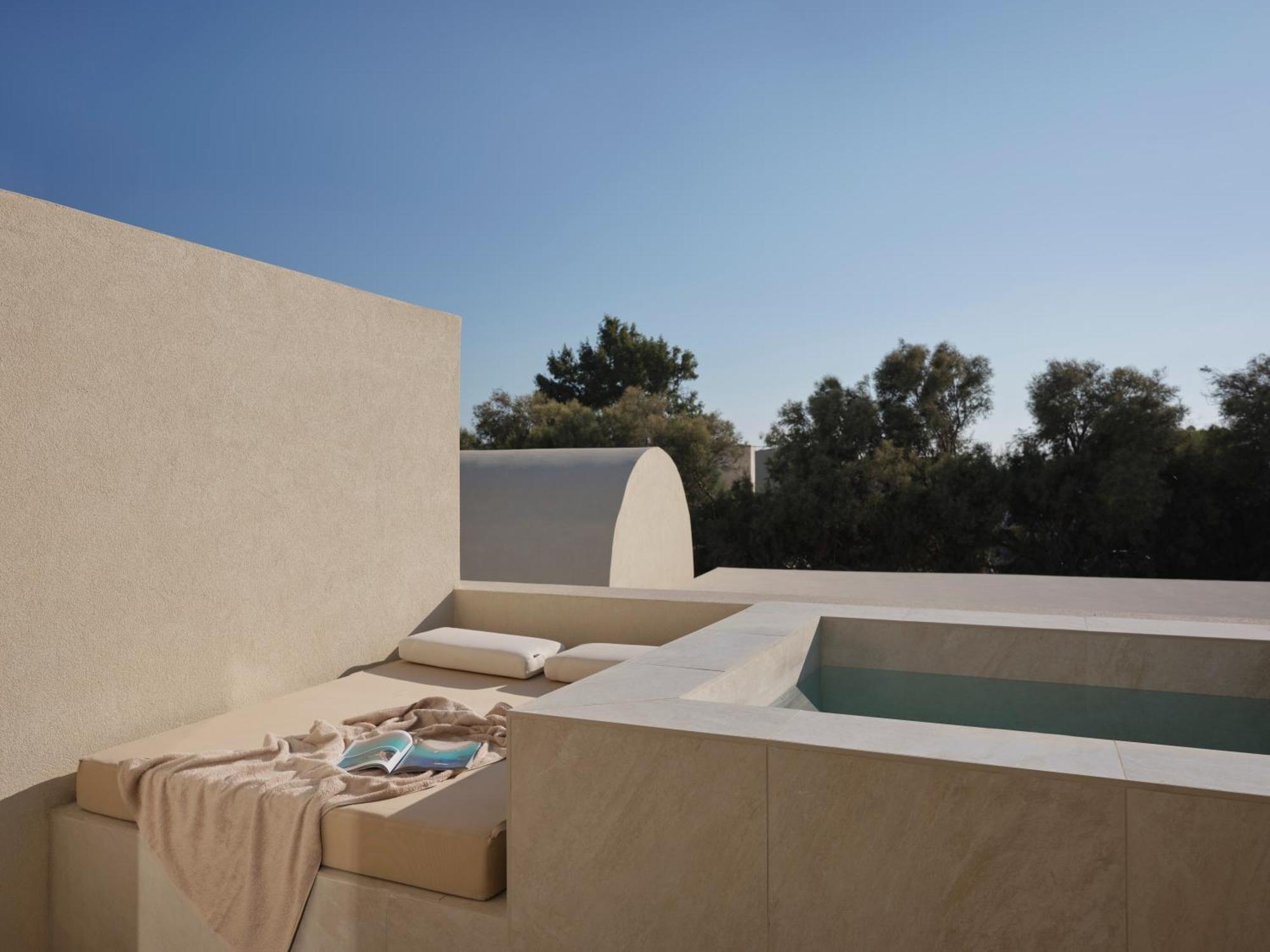 Heyday Luxury Suites Периса Екстериор снимка