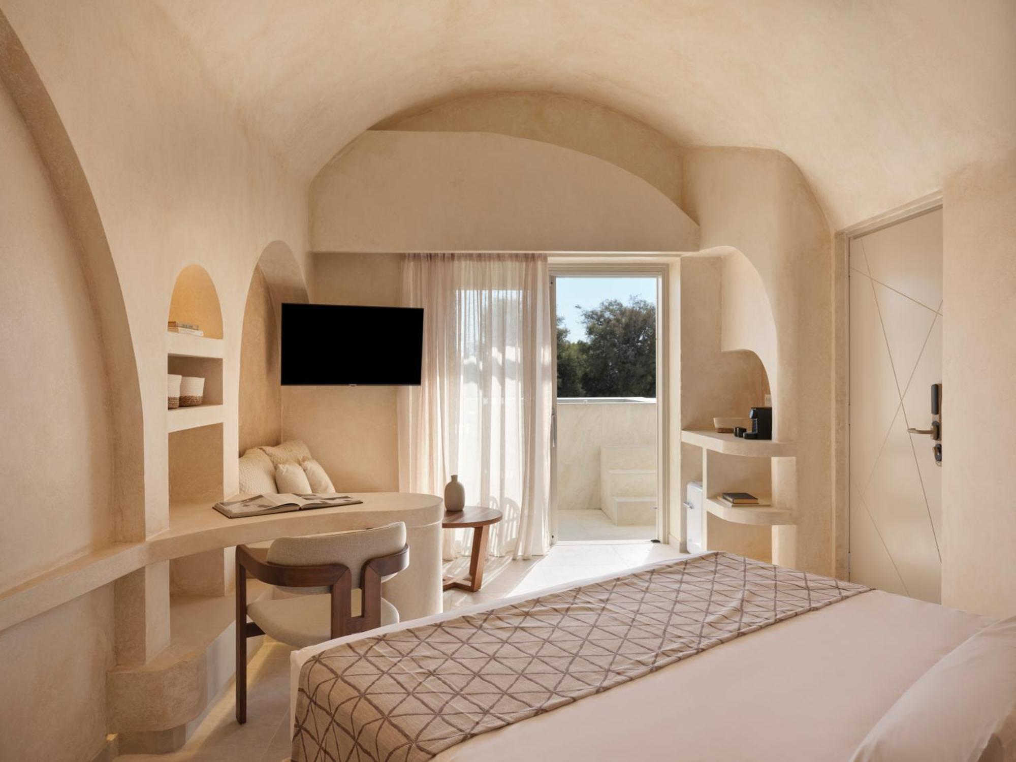 Heyday Luxury Suites Периса Екстериор снимка