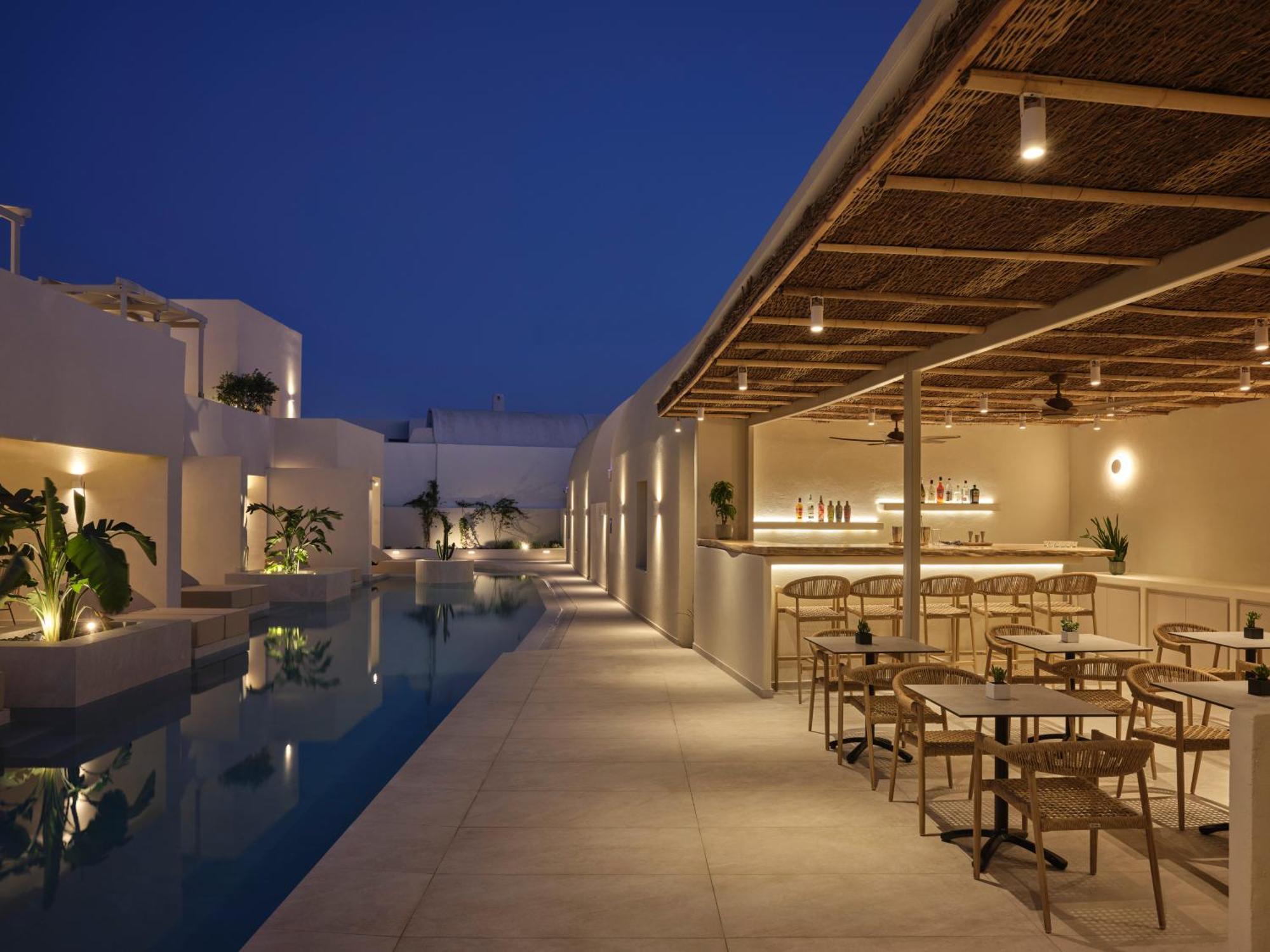 Heyday Luxury Suites Периса Екстериор снимка