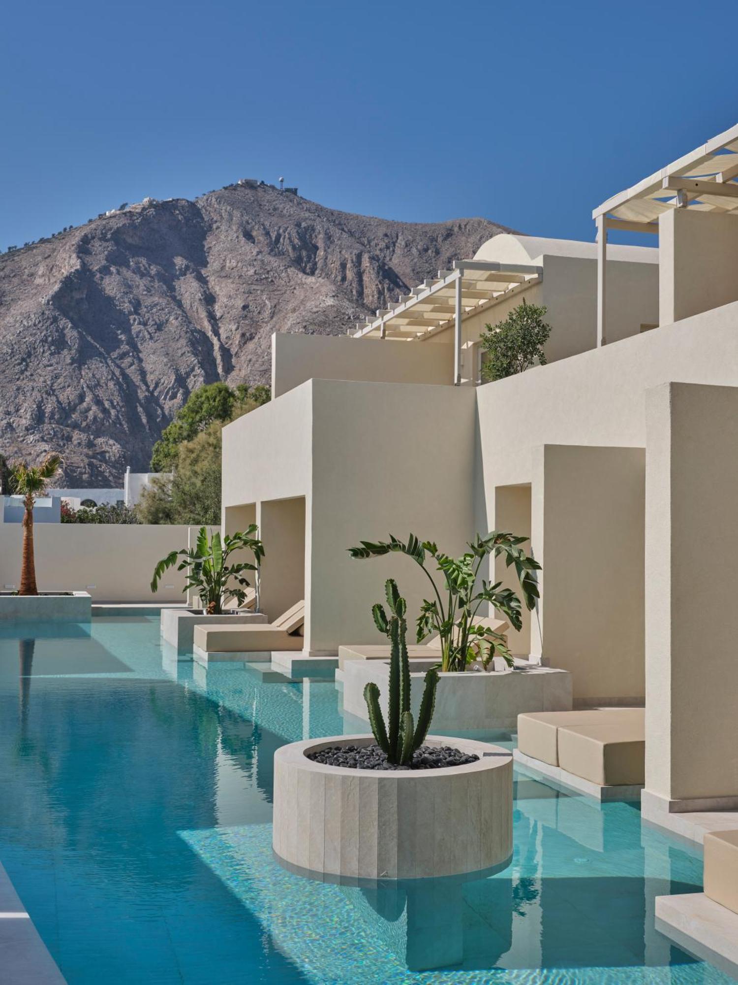 Heyday Luxury Suites Периса Екстериор снимка